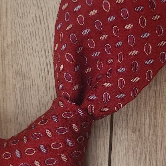 CANALI Italy Metallic Dark Red Oval Abstract‎ Pattern Mens Silk Tie - Picture 1 of 6